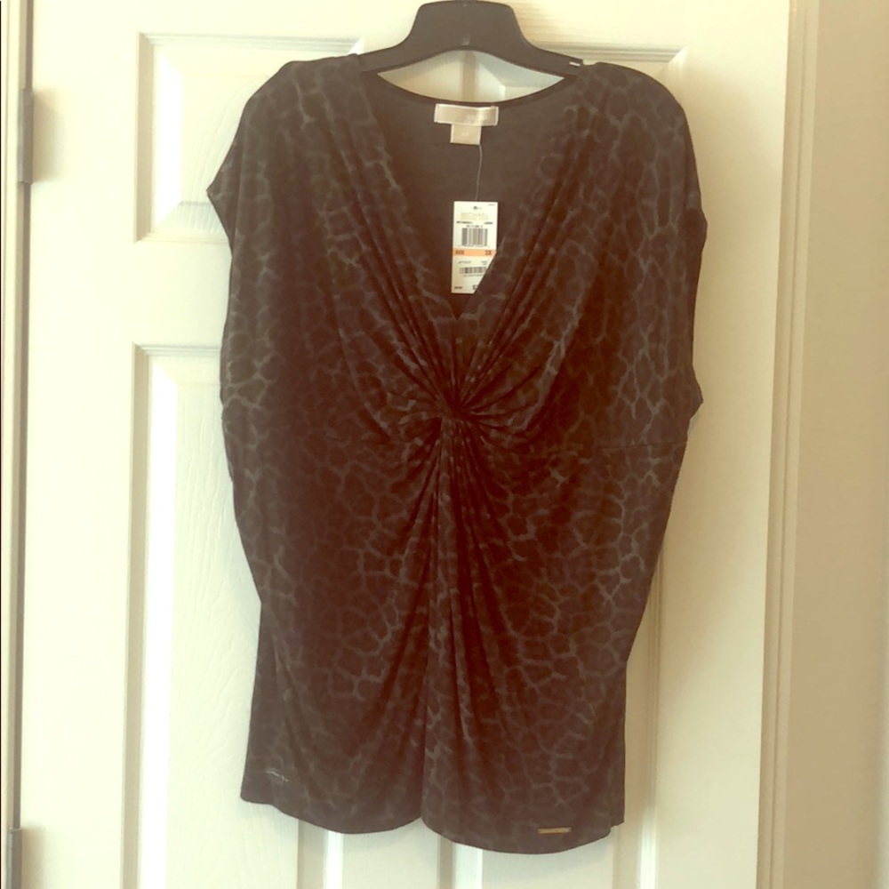 Micheal Kors top